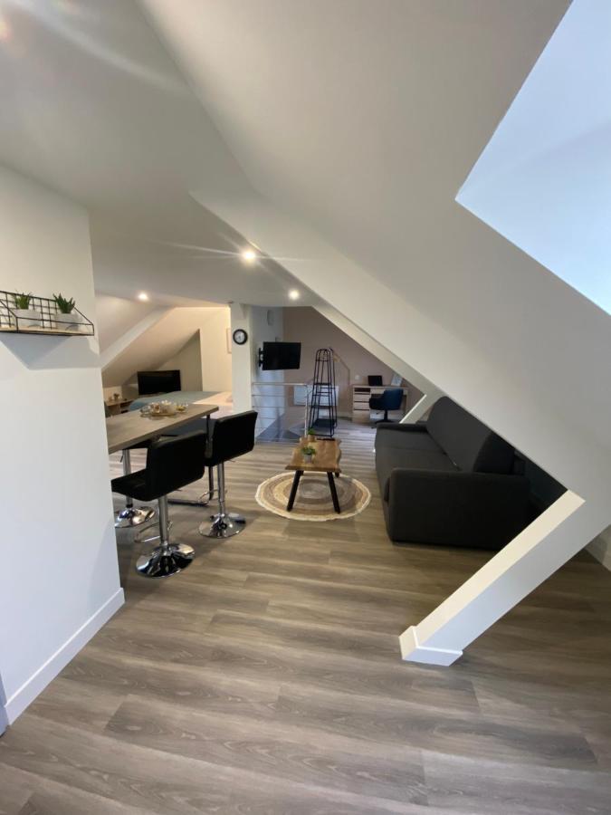 Studio Spacieux Et Elegant Au Coeur De Bourbourg - Gare A Proximite Экстерьер фото